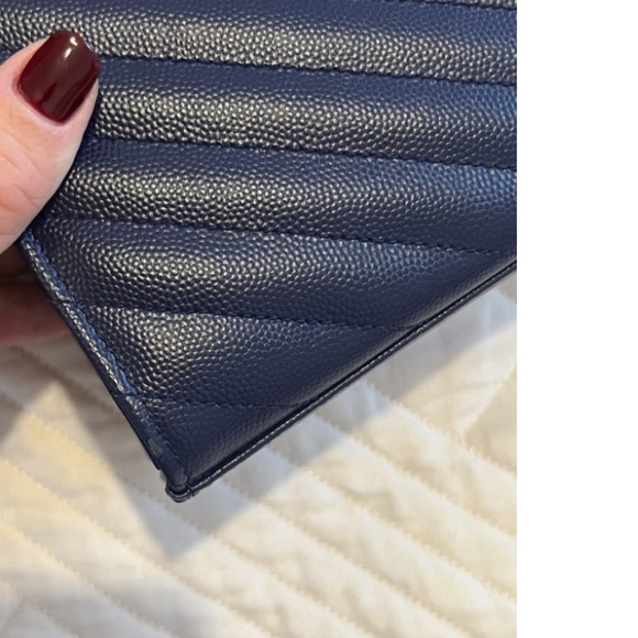 YSL - Picture 4 of 11